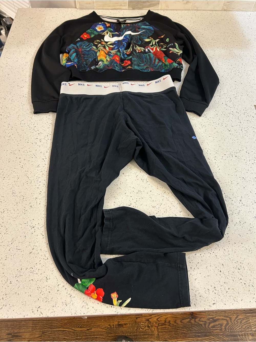 Nike Black Cropped Floral Sweatshirt and Black Joggers Set